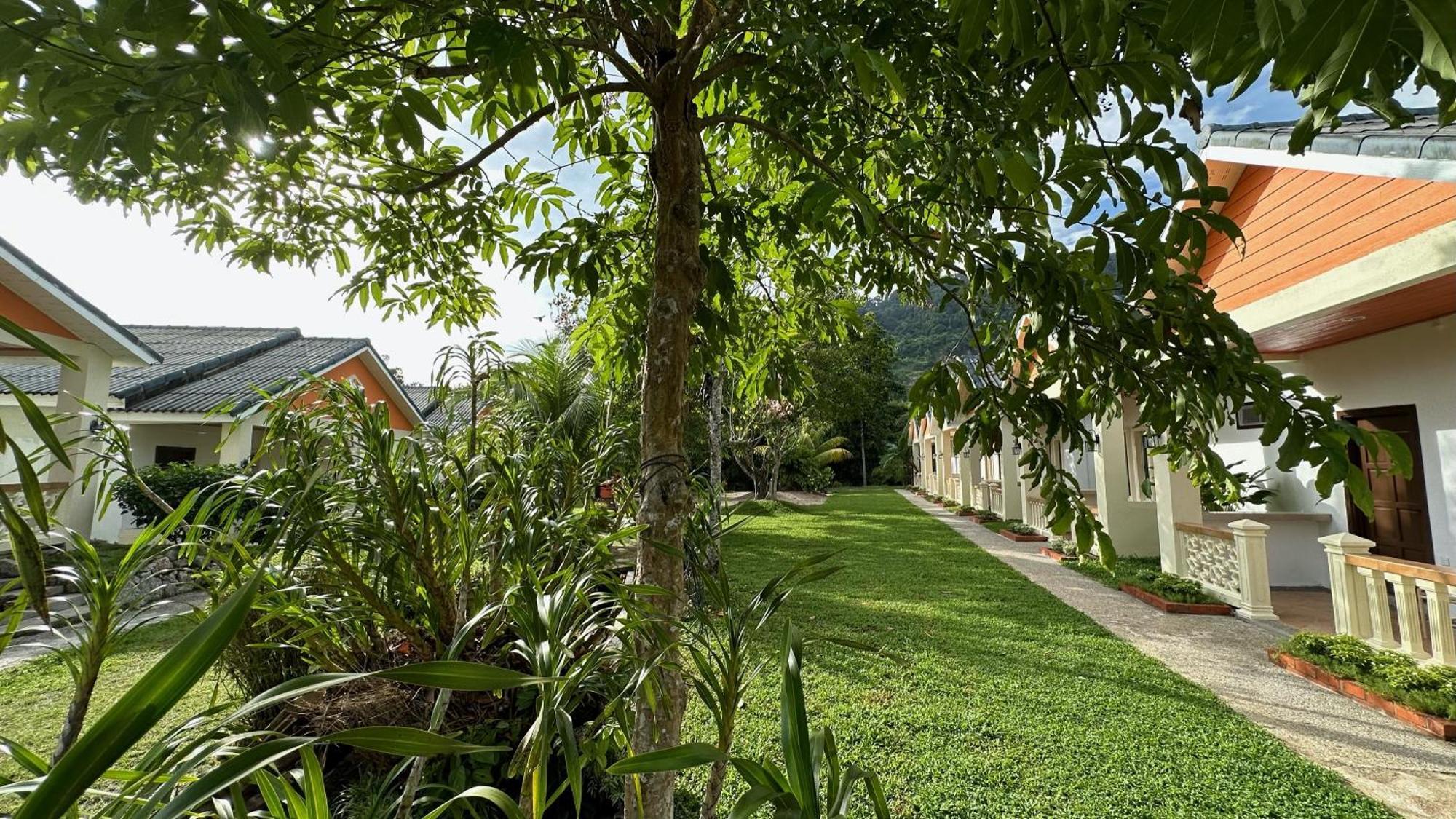 Tc Garden Resort Kuah Buitenkant foto
